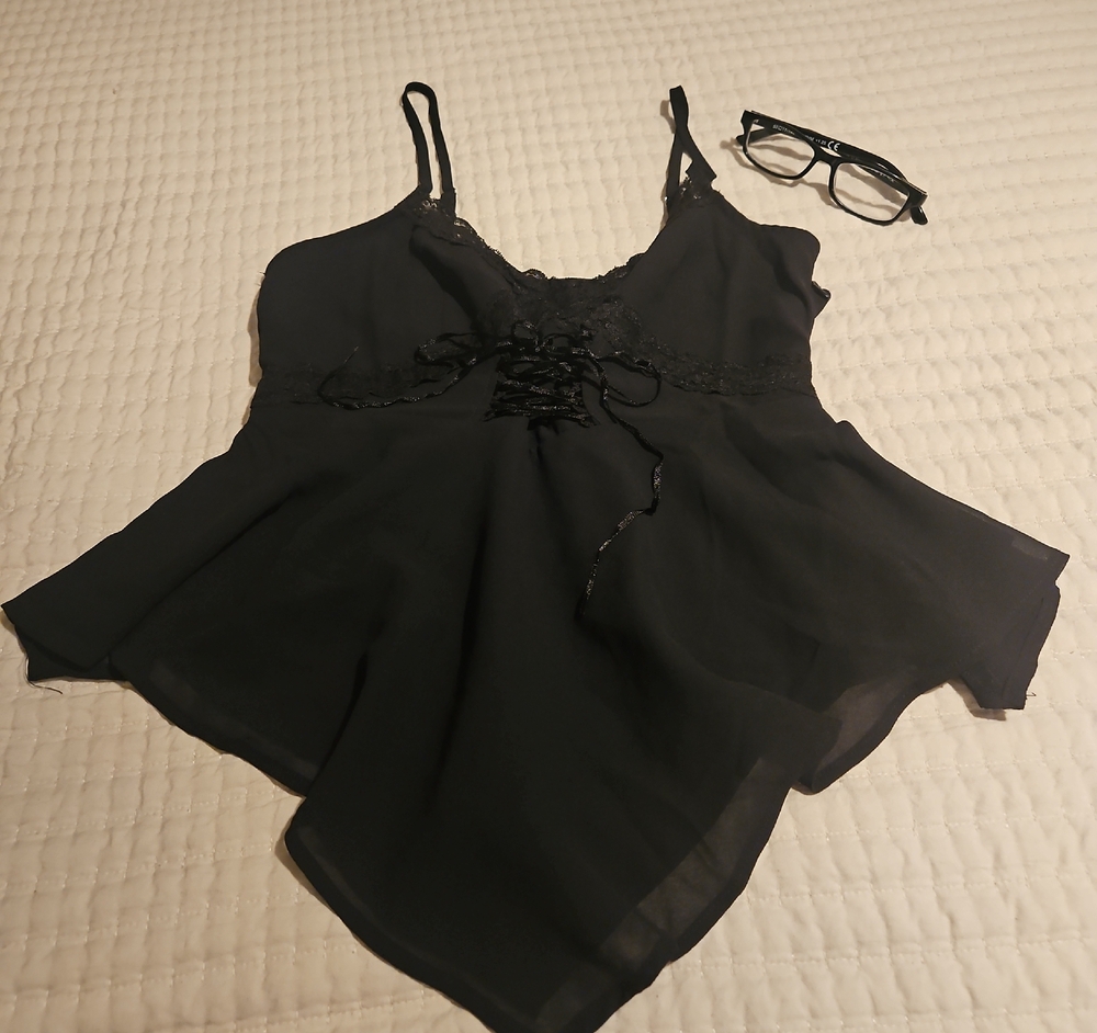 Forever 21 Elegant Black Camisole with Lace Detail